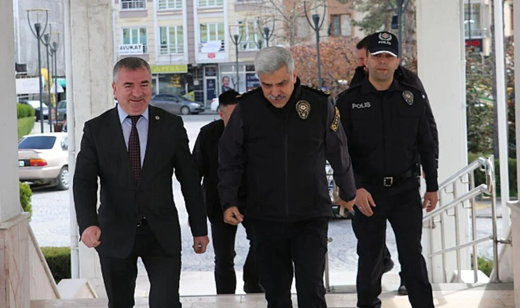 Özdemir: 'Polis Teşkilatımız Huzurun Simgesi'