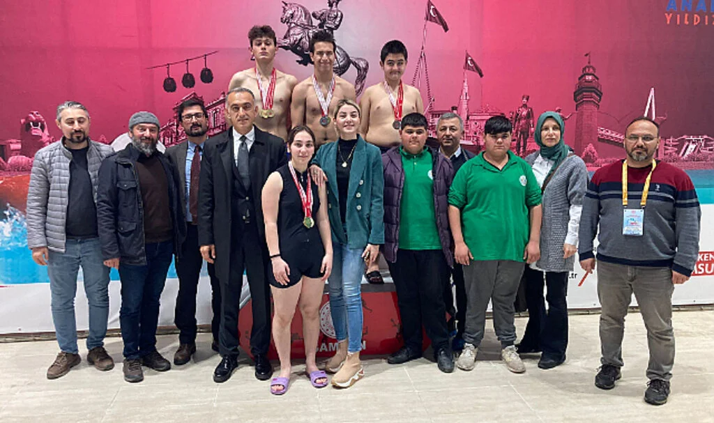 Özel Sporcular Yüzme Şampiyonası Sona Erdi