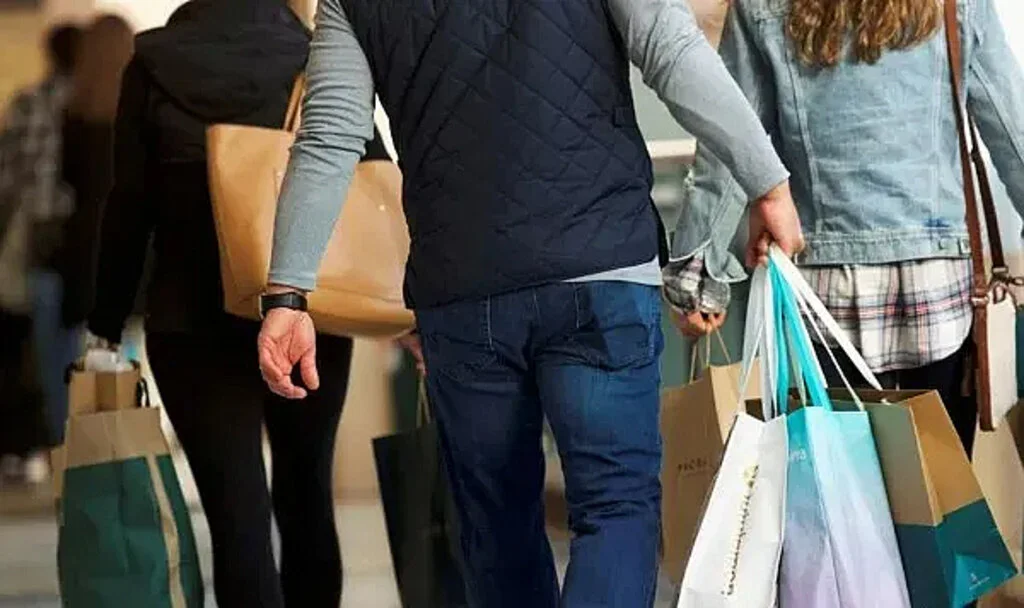 Parakende Satışlarda İki Yılın En Büyük Düşüşü