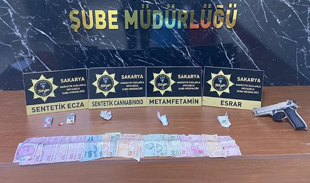 Polisten 3 Ayrı Uyuşturucu Operasyonu: 9 Şüpheli Tutuklandı