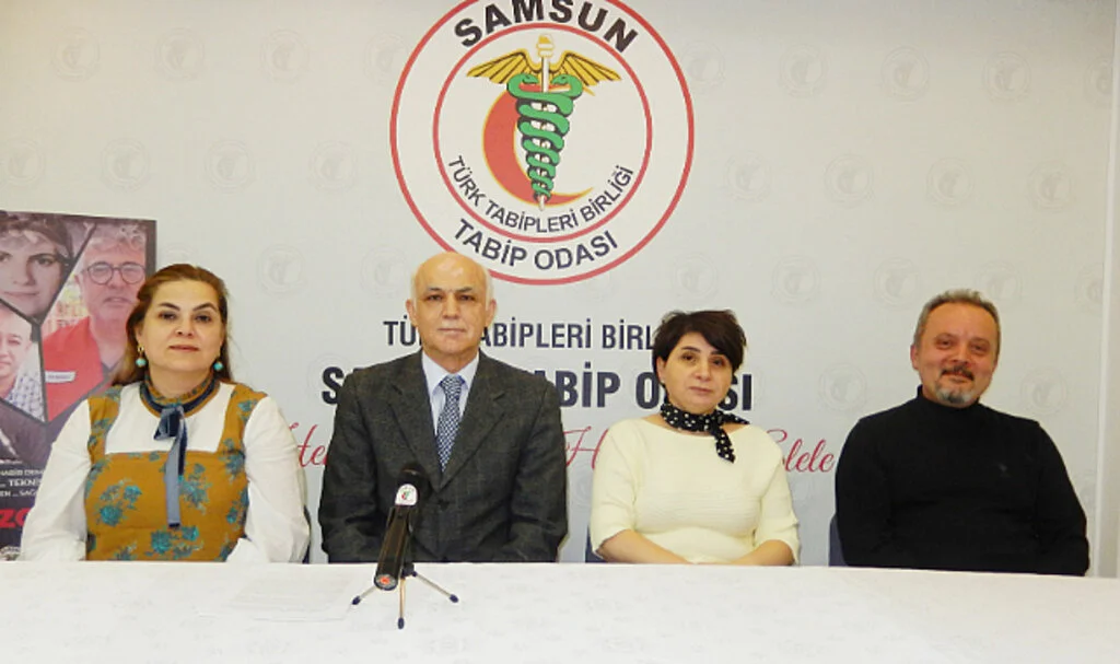 Sağlık Çalışanları 'Sağlıklı Ortam' İstedi 