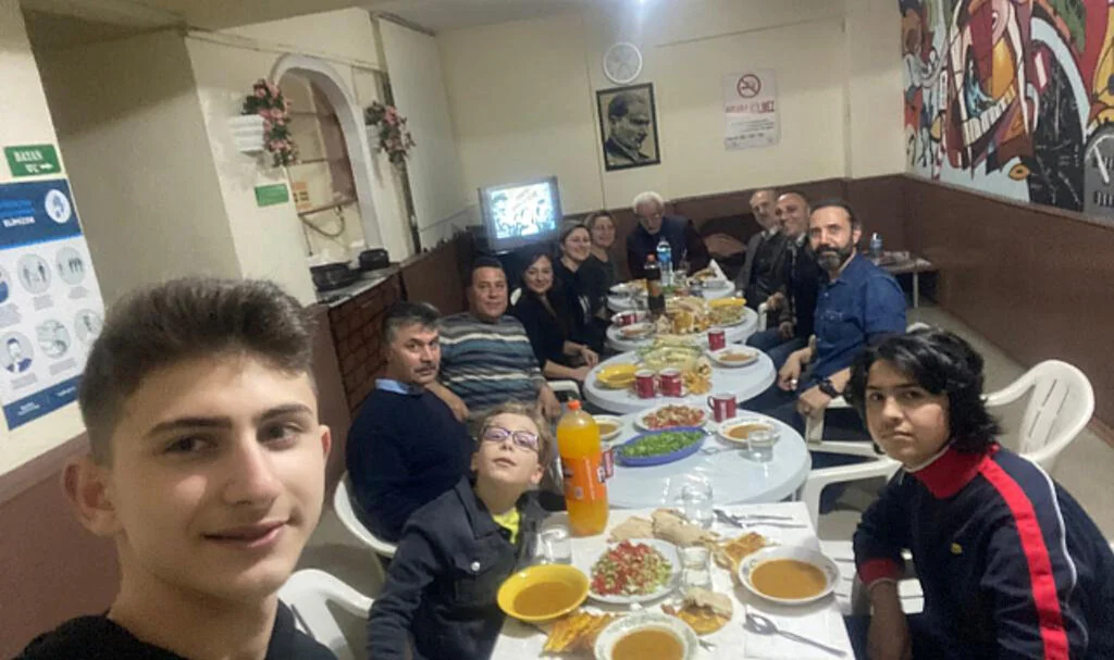 Salem Sürücü Kursu ailesi iftarda buluştu 