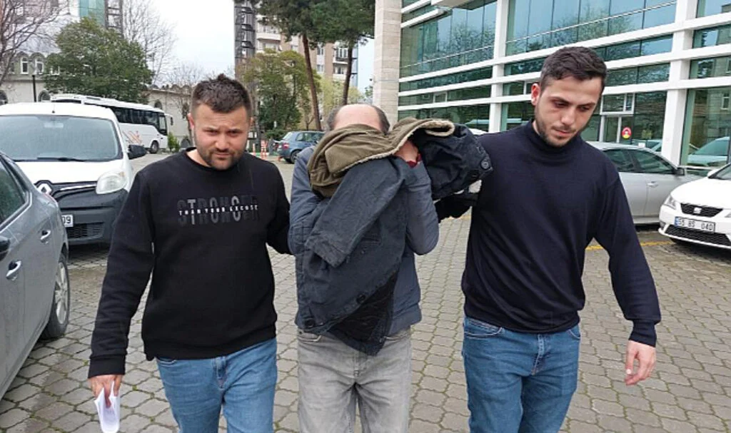 Samsun'da Cami Musluklarını Çalıp, İş Yeri ve Evlerden Hırsızlık Yapan Şahıs Tutuklandı