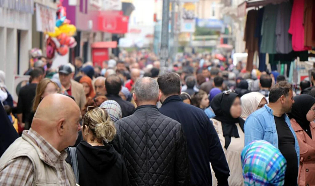 Samsun’da Çarşı Pazarda Bayram Hareketliliği
