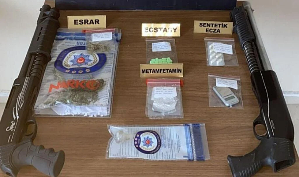 Samsun'da Evinde Uyuşturucu Ele Geçen Şahıs Gözaltına Alındı