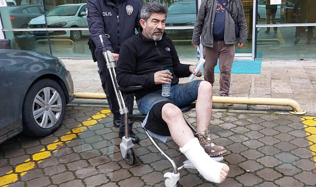 Samsun'da Kendilerine Çarpan Kamyona Ateş Etti, Kendi Kadın Arkadaşını Öldürdü