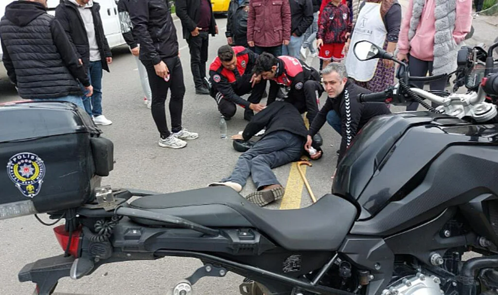 Samsun'da Motosikletli Yunus Polisi Kaza Yaptı: 1 Yaralı