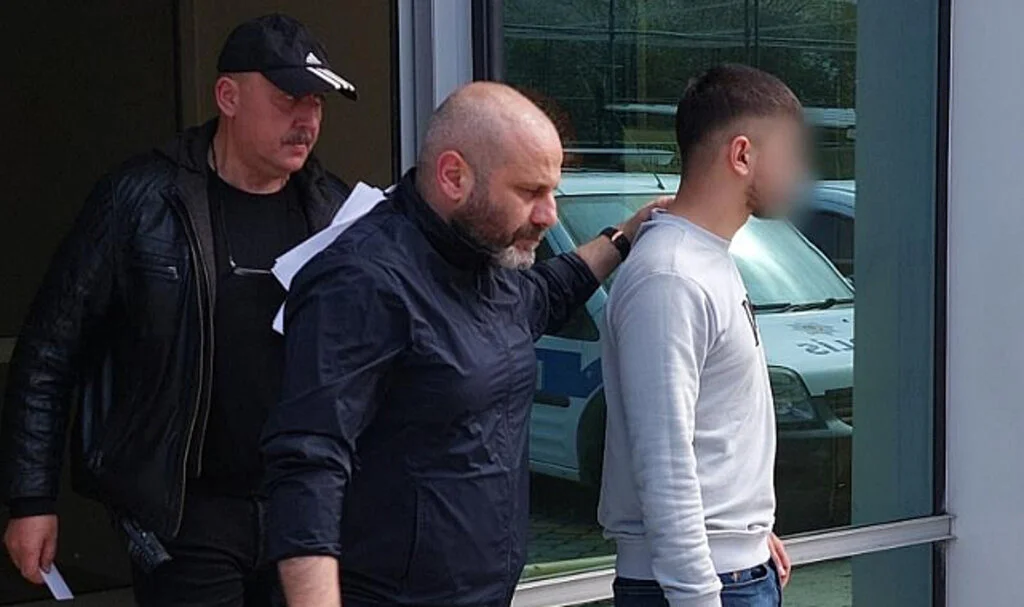 Samsun'da Silahı Kurcalarken Arkadaşını Kafasından Vurdu