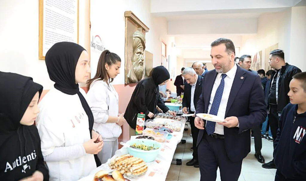 Samsun Kavak’ta Anlamlı Yardım