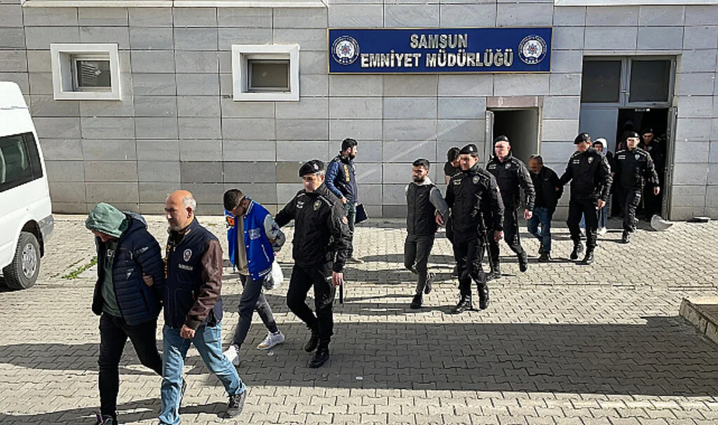 Samsun Merkezli Bahis ve Suç Operasyonunda Yakalanan 65 Şüpheliden 31'i Adliyede