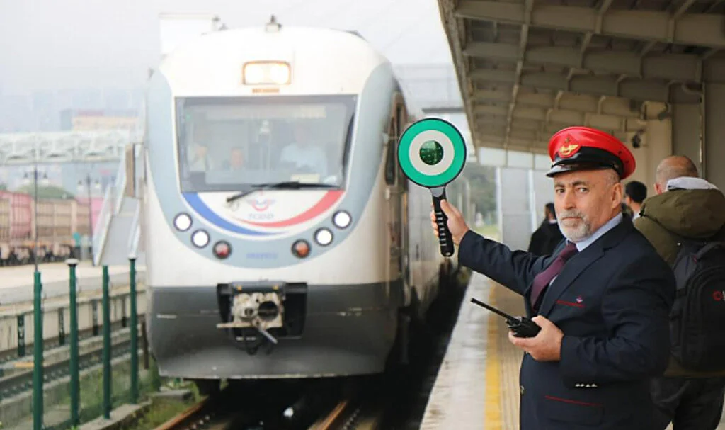 Samsun-Sivas Yolcu Treni Seferleri 8 Yıl Aradan Sonra Tekrar Başladı