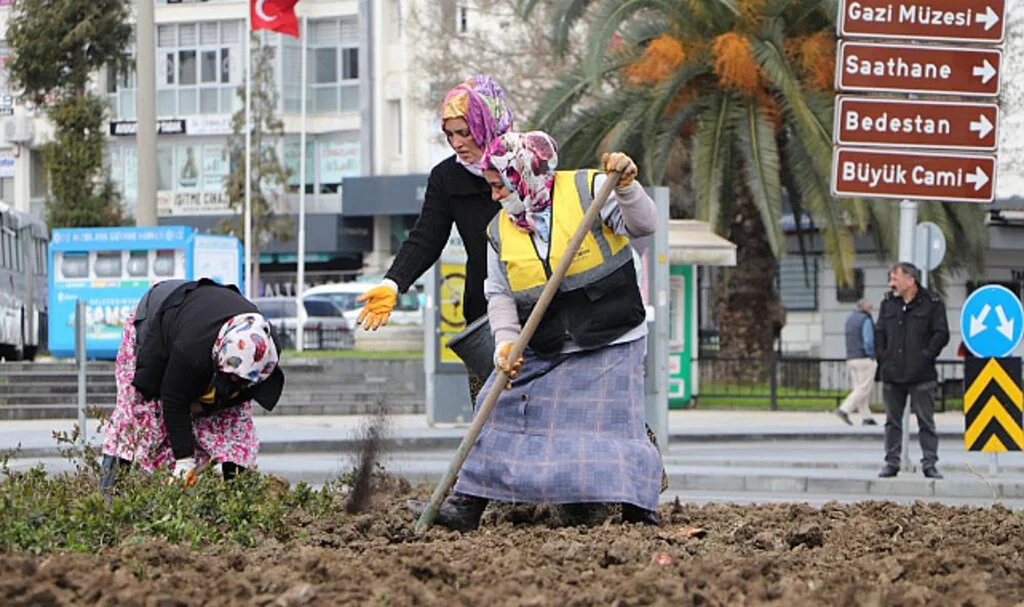 Samsun'un Refüjleri Kadınların Elinde Güzelleşiyor