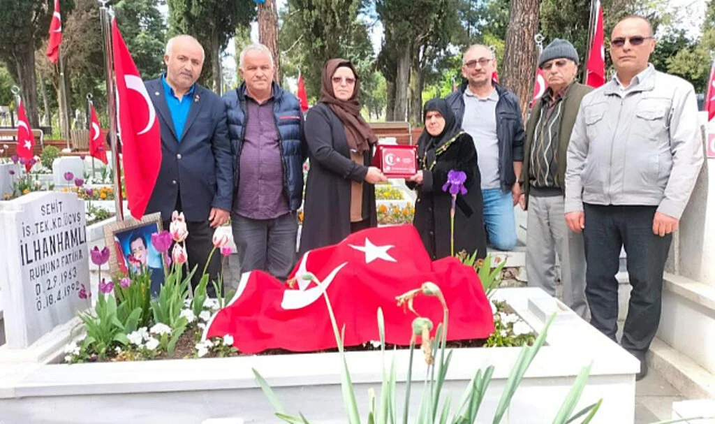 Samsunlu Şehit Annesine Onur Plaketi