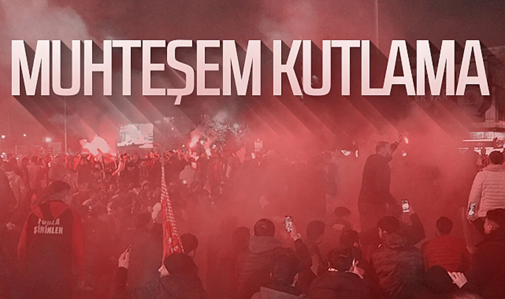 Samsunspor taraftarından muhteşem kutlama