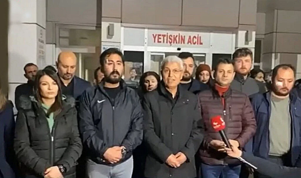 Seçim Çalışması Yürüten CHP’li Gençlere Saldırdı İddiası