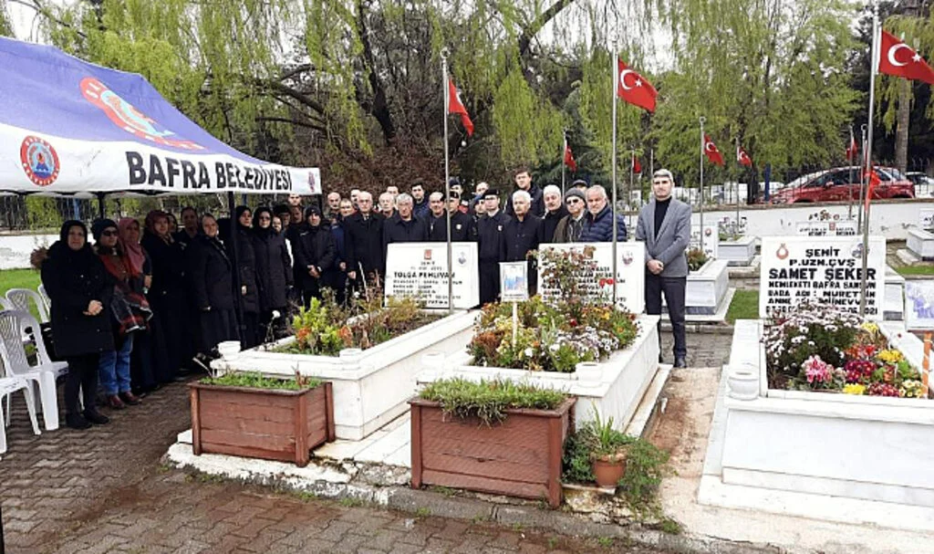 Şehit Astsubay Kabri Başında Anıldı