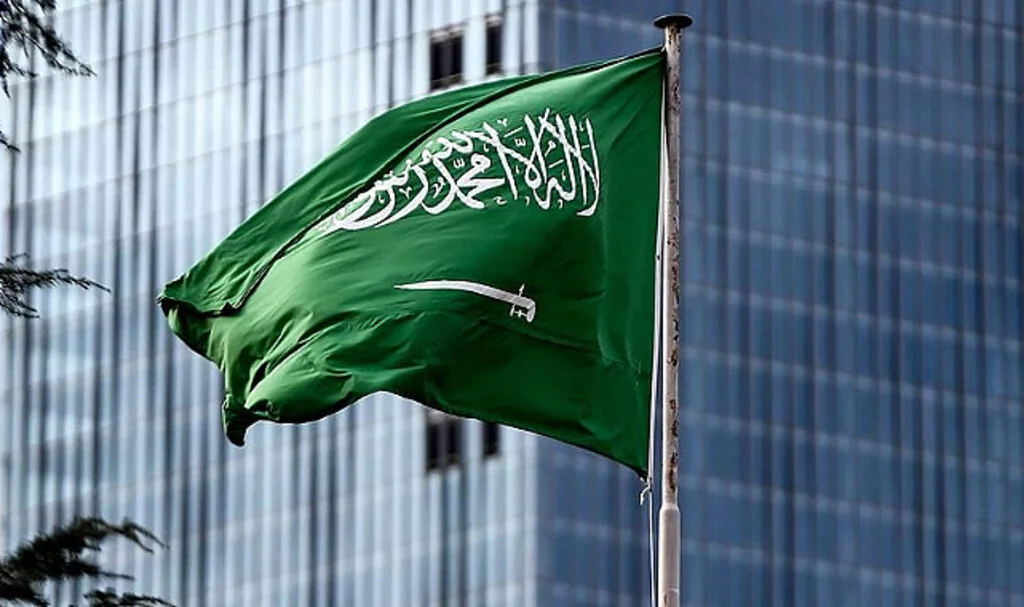Suudi Arabistan, Asya'ya Yakınlaşarak ABD'den Uzaklaşıyor Mu?