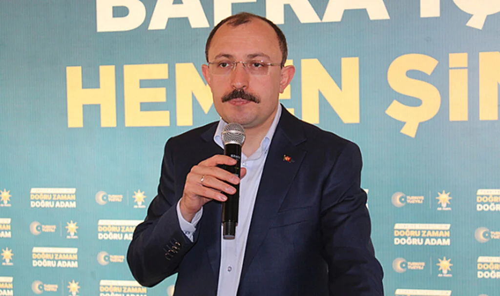 Ticaret Bakanı Muş, Samsun'da AK Parti Teşkilat Mensuplarıyla Buluştu