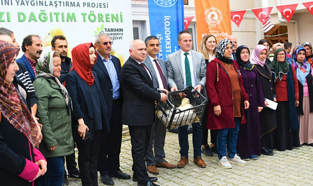 30 Kadın Üreticiye Bin 500 Kaz Palazı