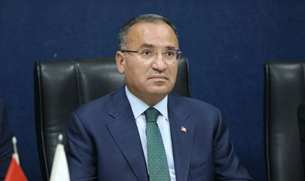 Adalet Bakanı Bozdağ: Terörist Başı Öcalan ile Hiçbir Görüşme Yapılmamıştır