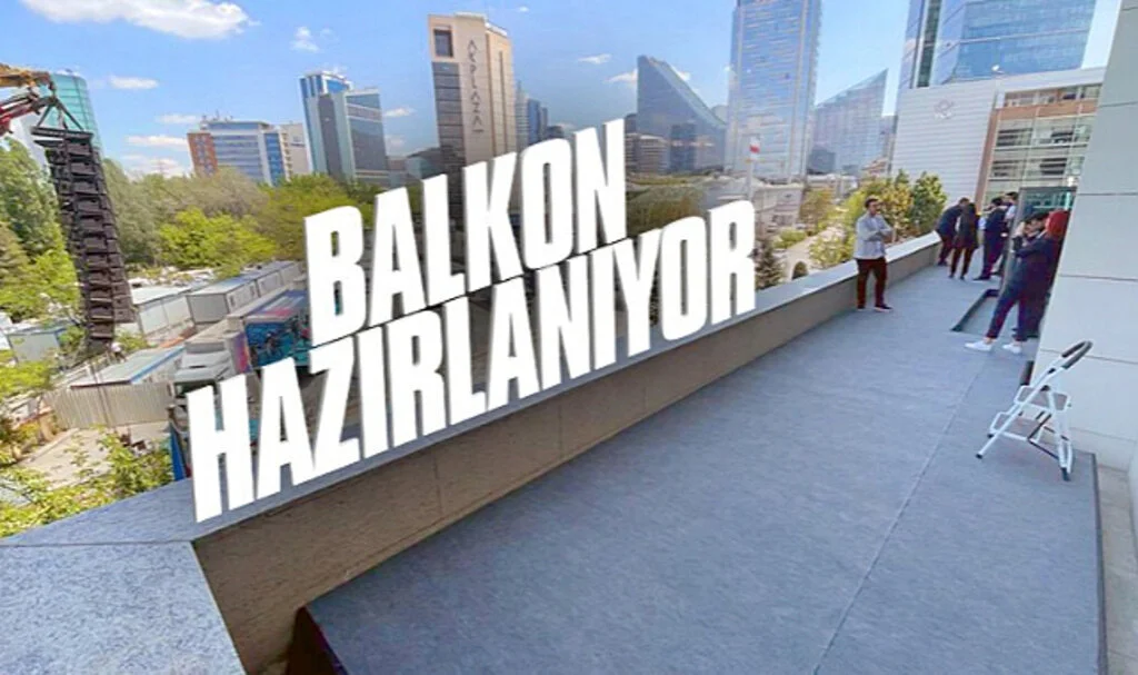 AK Parti Genel Merkezi Balkon Konuşması İçin Hazır Hale Getirildi