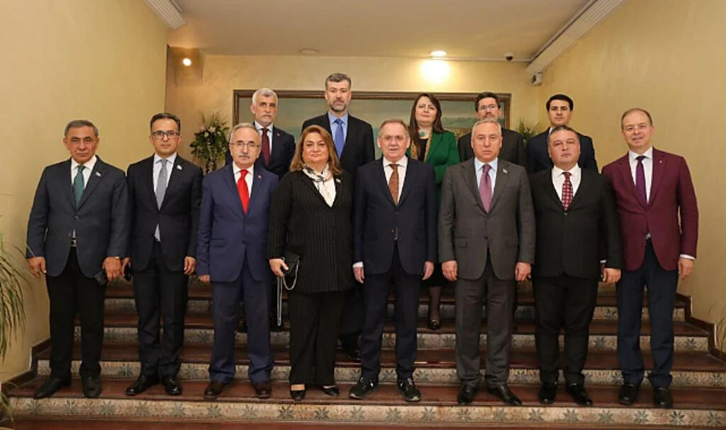 Azerbaycan Parlamentosu Komisyon Başkanı Hüseynova: “Arkamızda Hep Türkiye Var”