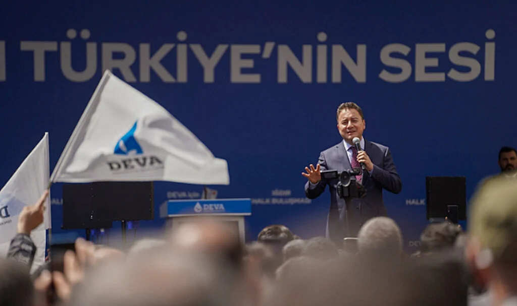 Babacan'dan Çiftçilere Söz: 'Bütün Sulama Projelerini İlk 5 Yılda Tamamlayacağız'