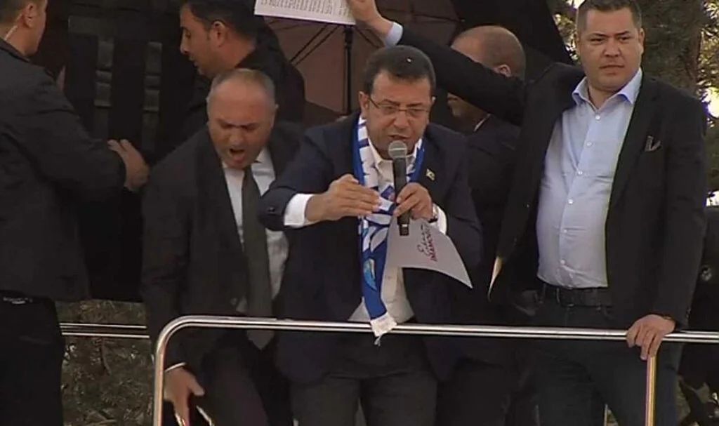 Bakan Bekir Bozdağ'dan 'Ekrem İmamoğlu'na taşlı saldırı' açıklaması: 'Gözaltılar var!'