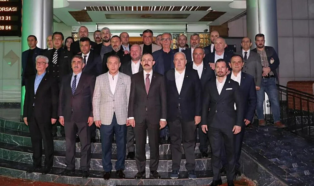 Bakan Muş: "Bu Verimli Topraklarımızın Değerini Çok Daha İyi Bilmemiz Gerekiyor”
