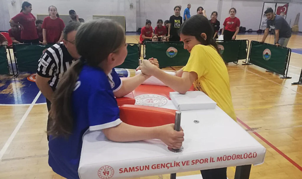 Bilek Güreşi Samsun İl Seçmeleri sona erdi