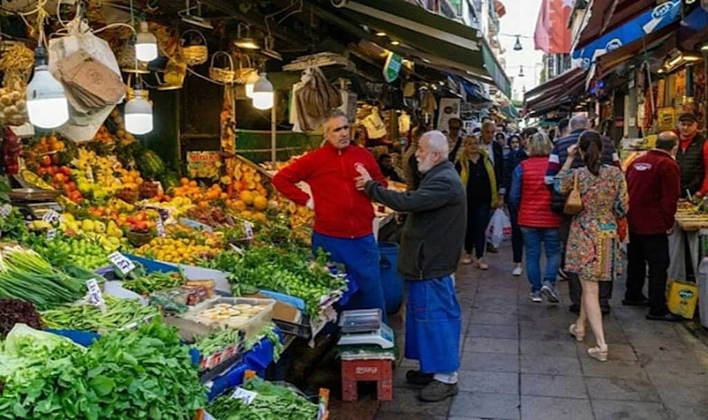 Birleşik Kamu-İş: Açlık Sınırı 12 Bin Liraya Dayandı