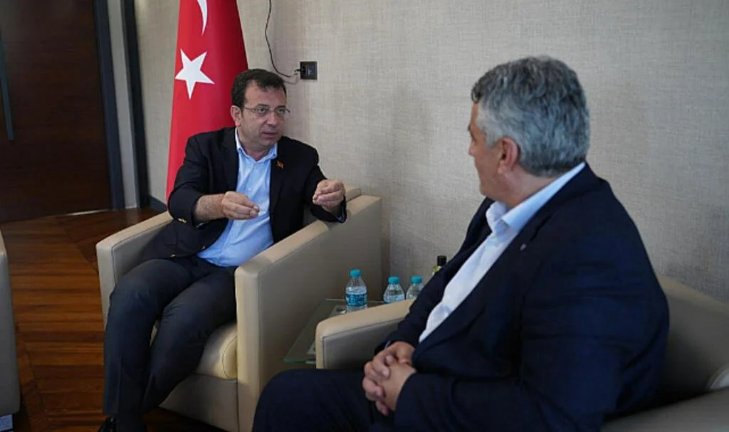 Cami İmamına Tepki Gösteren Vatandaş Yaşananları Ekrem İmamoğlu’na Anlattı