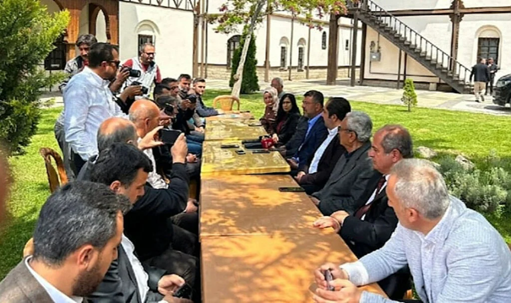 CHP’den Ali Yeşildağ Açıklaması: Türkiye Siyaseti Bu Kadar Pisliği Kaldırmaz, Savcılar Gereğini Yapmalı