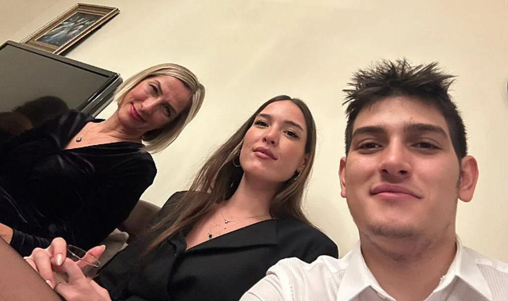 CHP'li Güneysu'dan Annelere Mektup