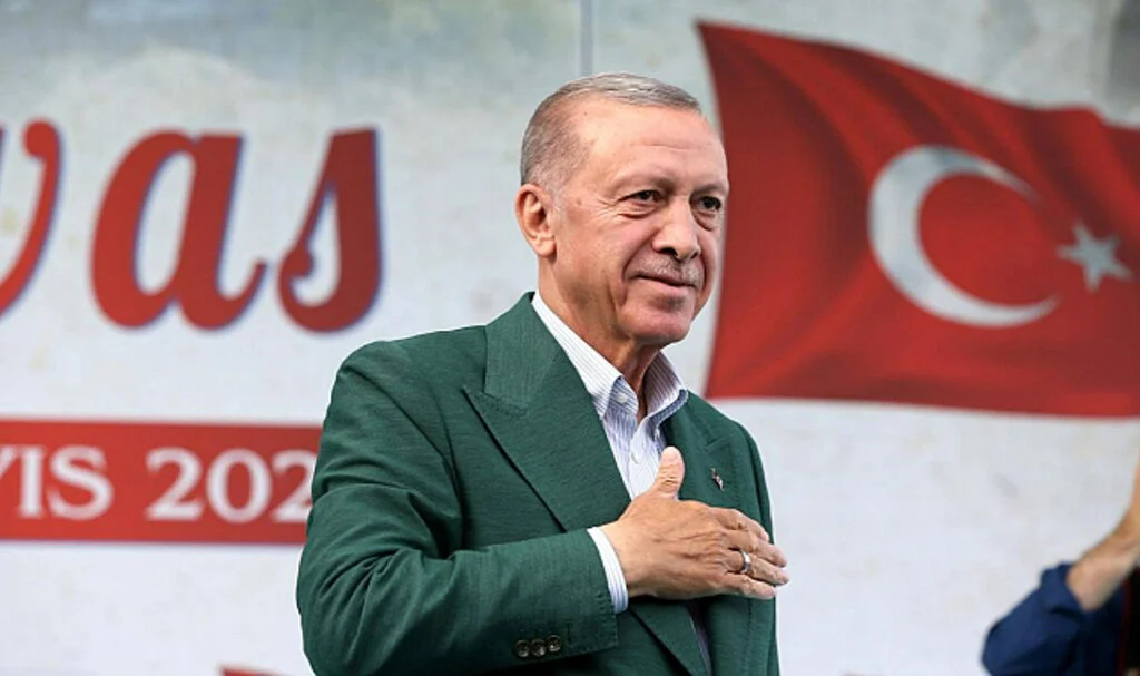 Cumhurbaşkanı Erdoğan'a İlk Tebrik Mesajları