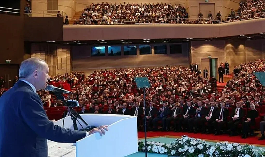 Cumhurbaşkanı Erdoğan: Tek Kalemde Cumhuriyet Tarihimizin En Büyük Öğretmen Atamasını Gerçekleştiriyoruz