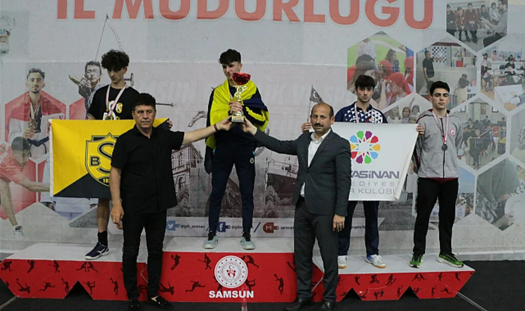 Gençler Madalyalarına Kavuştu
