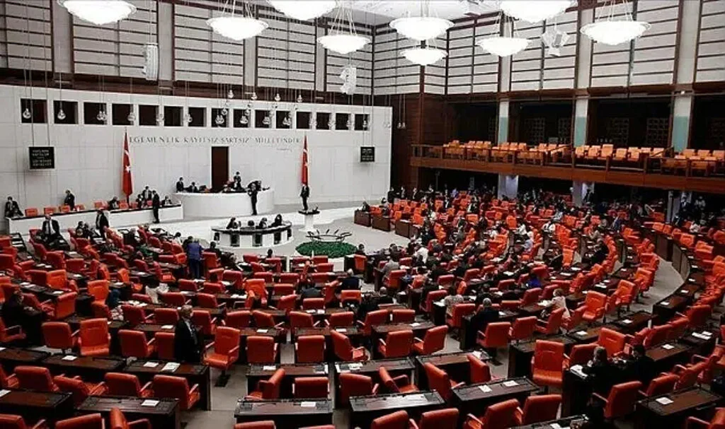 Kadınların Siyasetteki Temsil Oranı Cumhuriyet Tarihinin En Üst Seviyesinde