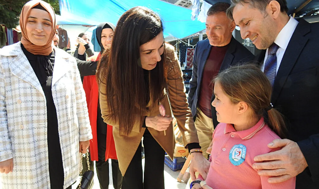 Karaaslan, Samsun'un Yakakent İlçesinde Konuştu: "Bize Kendi Ayakları Üzerinde Duran Türkiye'ye Güç Vermek Düşer"