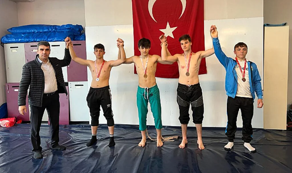 Karakucak Güreşleri Sona Erdi