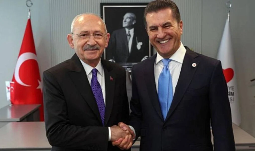 'Kılıçdaroğlu ile birebir görüştüm' diyerek açıkladı: Mustafa Sarıgül'den altılı masa liderlerine çok konuşulacak sözler! "Yazıklar olsun bize"