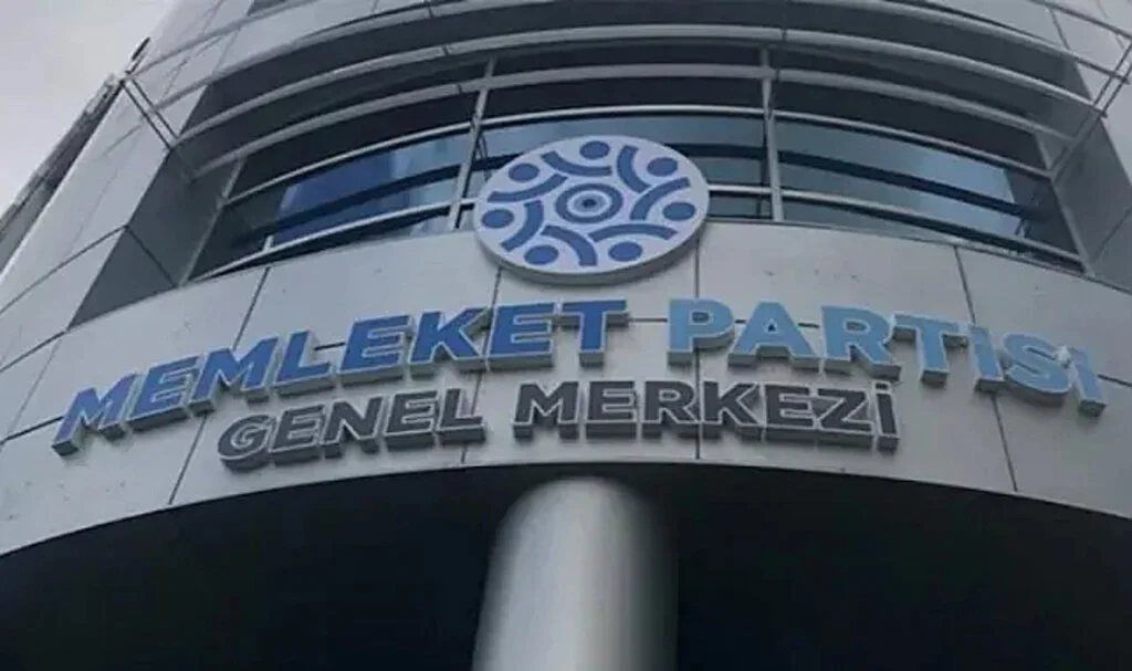 Muharrem İnce’nin Adaylıktan Çekilme Evrakları YSK’ya Teslim Edildi