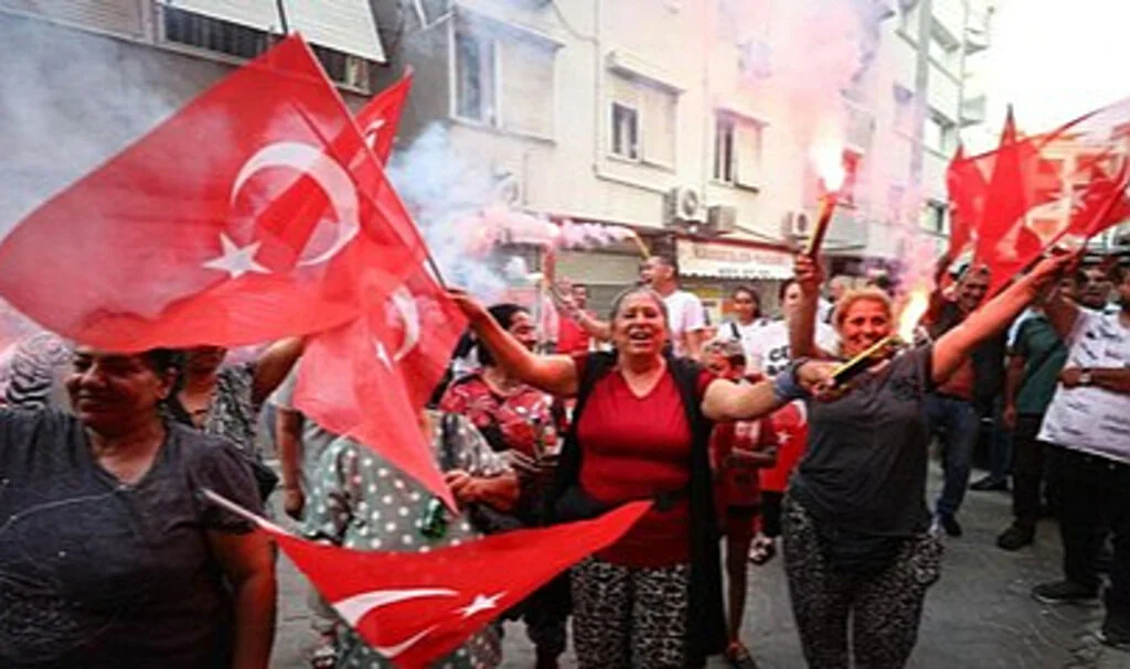 Romanlardan Kılıçdaroğlu’na Destek