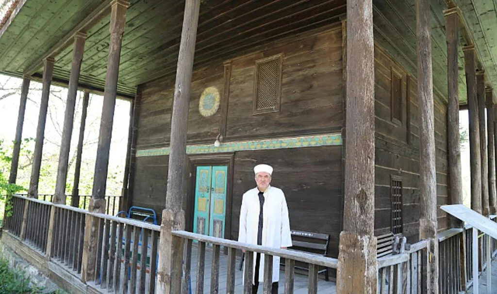Samsun'da 500 Yıllık Çivisiz Cami İlgi Bekliyor
