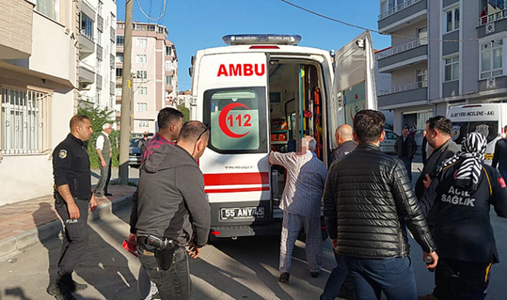 Samsun'da Evlenmek İçin Anlaşan Yaşlı Çift, Çıkan Kavgada Birbirini Darbetti