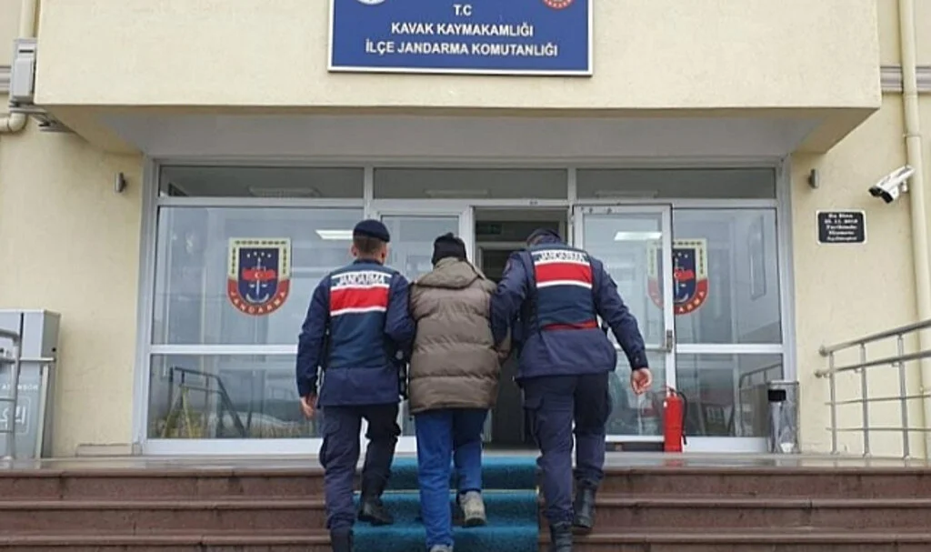 ​​​​​​​Samsun'da Hırsızlıktan Hükümlü Bir Kişi Yakalandı