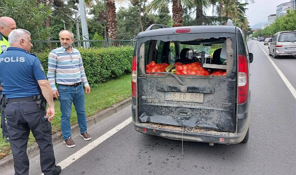 Samsun'da Kamyonet Hafif Ticari Araç ile Çarpıştı: 1 Yaralı