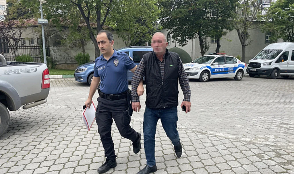 Samsun'da Kıraathanede Tartıştığı Kişiyi Bıçaklayan Şüpheli Yakalandı