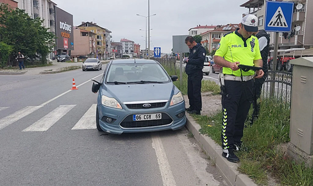 Samsun'da Otomobilin Çarptığı Yaya Bisiklet Sürücüsü Yaralandı