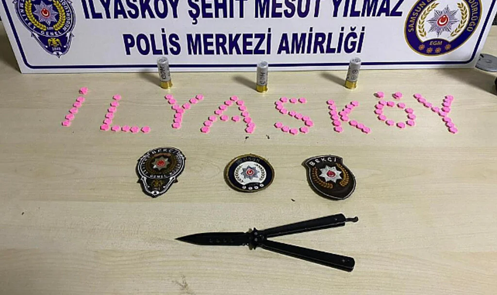 Samsun'da Şüpheli Araçta Uyuşturucu Ele Geçirildi